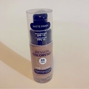 Revlon Color Stay Matte Finish Combination/Oily 24hr Foundation True Beige 320